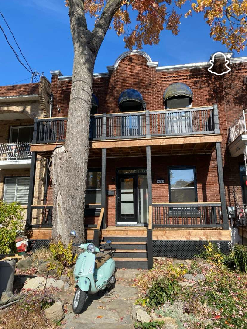 Rénovation balcon avant à Montréal