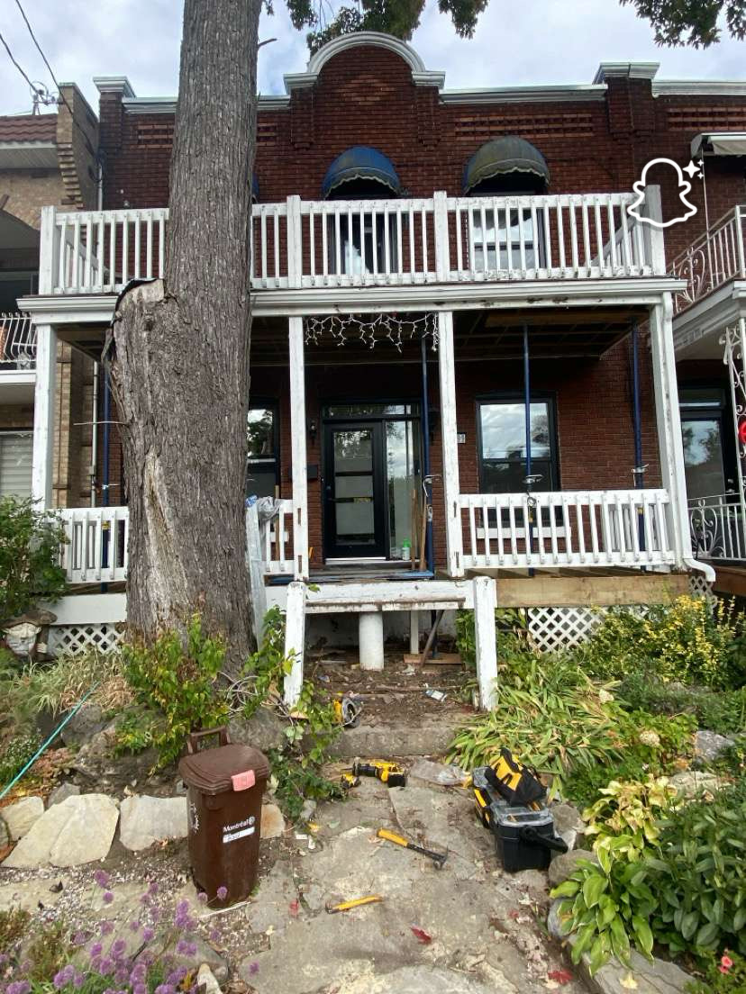 Rénovation balcon avant à Montréal
